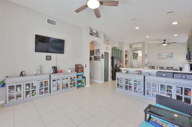 5223 CLOVER MIST DRIVE, Apollo Beach, FL 33572