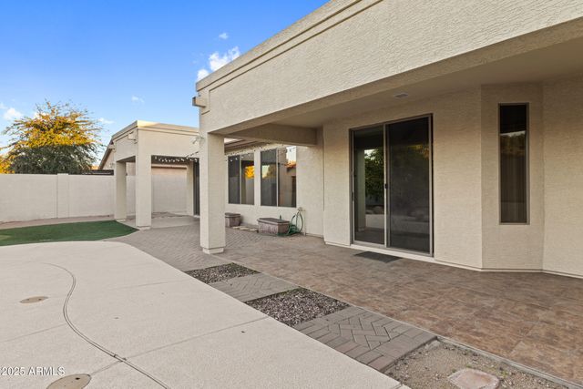 2104 E OAKLAND Street, Chandler, AZ 85225