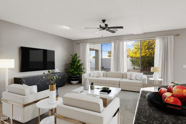 2104 E OAKLAND Street, Chandler, AZ 85225