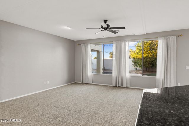 2104 E OAKLAND Street, Chandler, AZ 85225