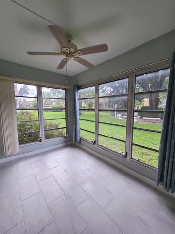 5071 W OAKLAND PARK Boulevard 109, Lauderdale Lakes, FL 33313