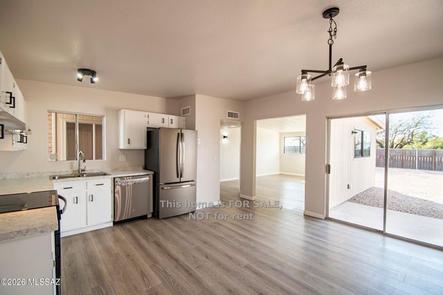 2941 W Tania Place, Tucson, AZ 85741