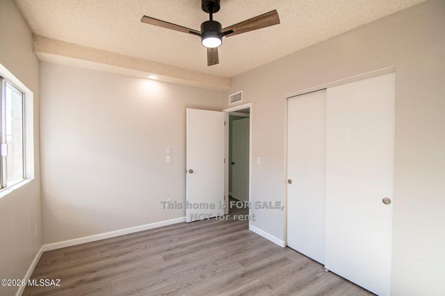 2941 W Tania Place, Tucson, AZ 85741