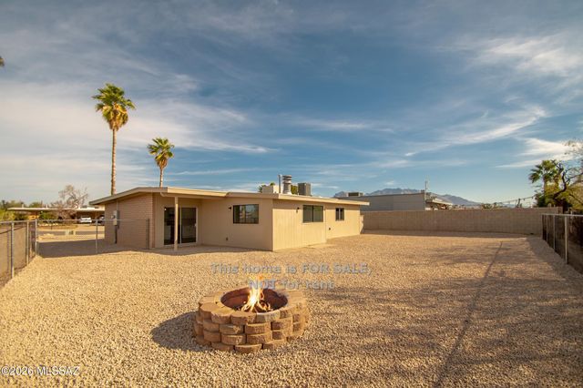 2941 W Tania Place, Tucson, AZ 85741