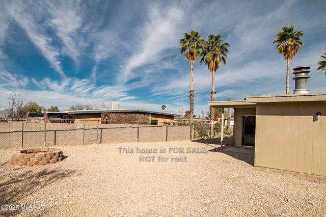 2941 W Tania Place, Tucson, AZ 85741