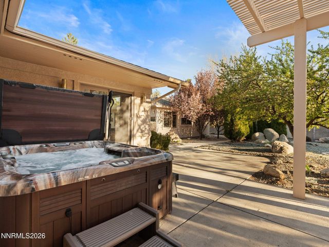 2555 S Wellington, Carson City, NV 89703