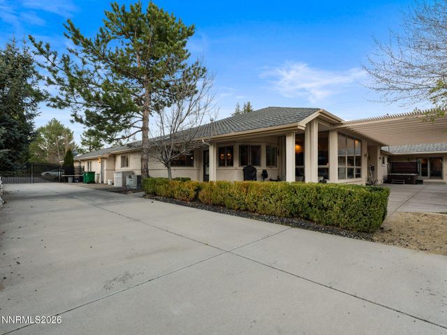 2555 S Wellington, Carson City, NV 89703