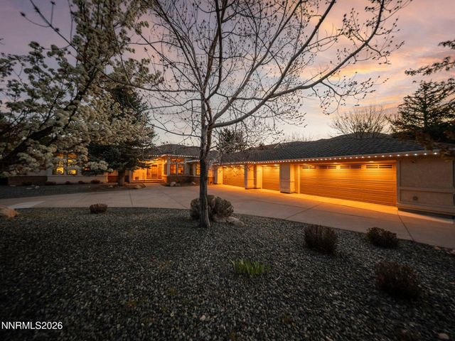 2555 S Wellington, Carson City, NV 89703