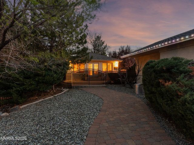 2555 S Wellington, Carson City, NV 89703