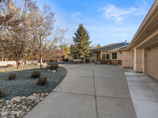 2555 S Wellington, Carson City, NV 89703