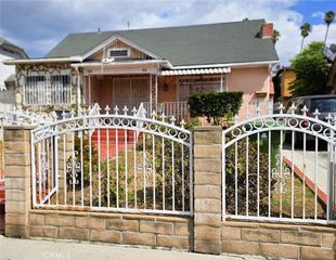 416 N Hobart, Los Angeles, CA 90004