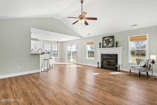 141 Weste Avenue, Jacksonville, NC 28540