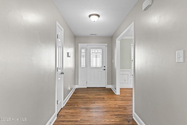 141 Weste Avenue, Jacksonville, NC 28540