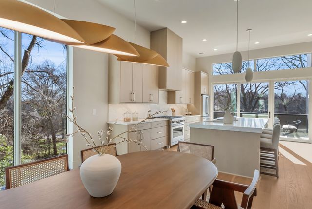 3205A Acklen Ave, Nashville, TN 37212