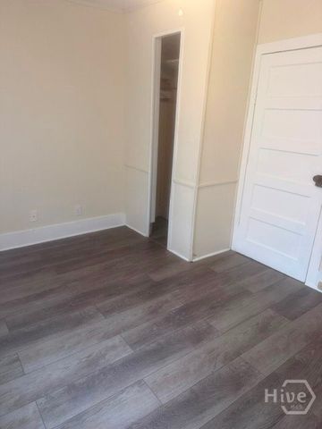 2119 Paige Avenue, Savannah, GA 31405