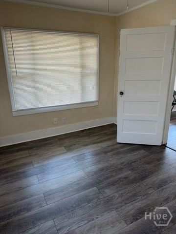2119 Paige Avenue, Savannah, GA 31405
