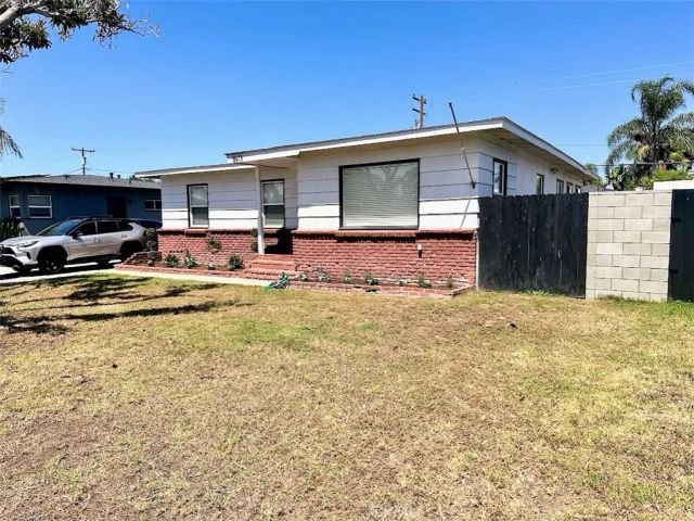 9613 Brock, Downey, CA 90240