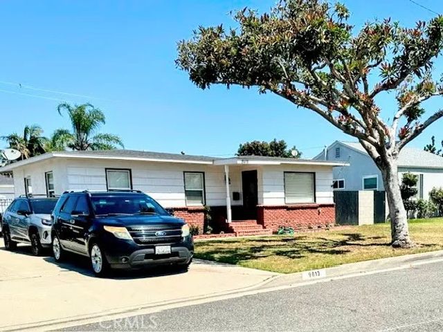 9613 Brock, Downey, CA 90240