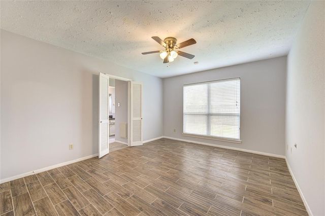 2950 Jenny Drive, Sugar Land, TX 77479