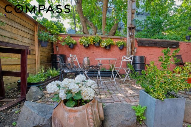 126 Vanderbilt Avenue, New York City, NY 11205