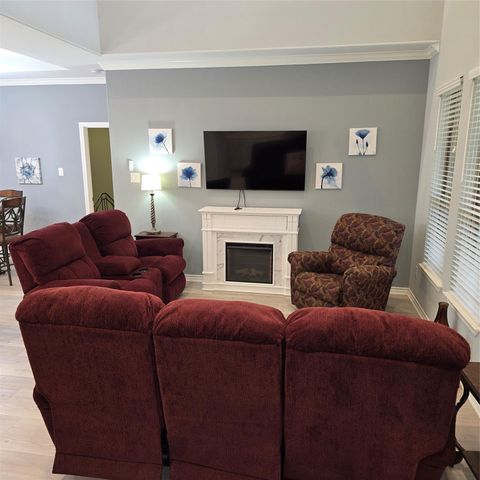 330 N Royale Greens Drive, Coldspring, TX 77331