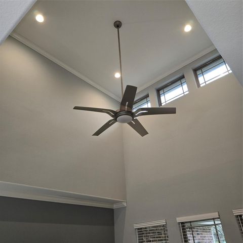 330 N Royale Greens Drive, Coldspring, TX 77331