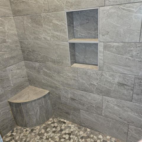 330 N Royale Greens Drive, Coldspring, TX 77331