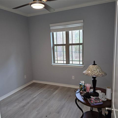 330 N Royale Greens Drive, Coldspring, TX 77331