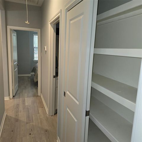 330 N Royale Greens Drive, Coldspring, TX 77331