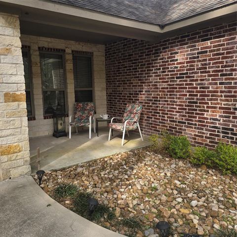 330 N Royale Greens Drive, Coldspring, TX 77331