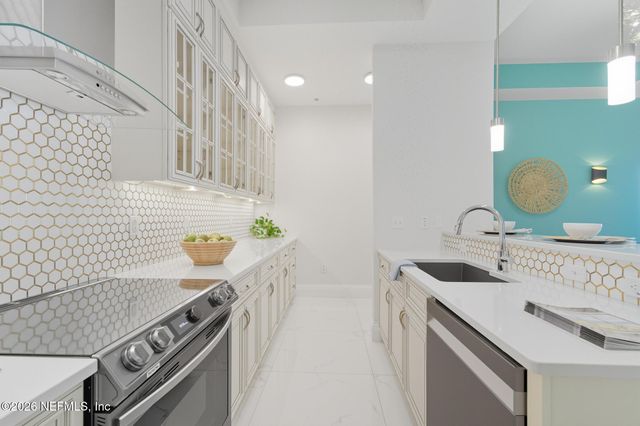 200 OCEAN CREST Drive 1111, Palm Coast, FL 32137