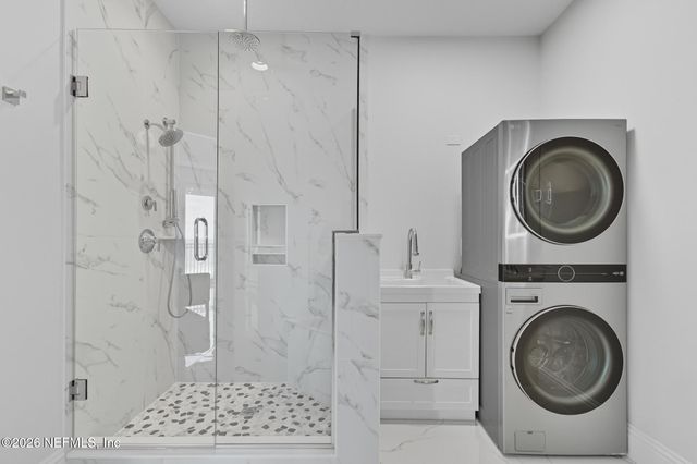 200 OCEAN CREST Drive 1111, Palm Coast, FL 32137