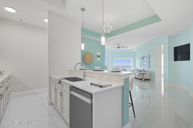 200 OCEAN CREST Drive 1111, Palm Coast, FL 32137