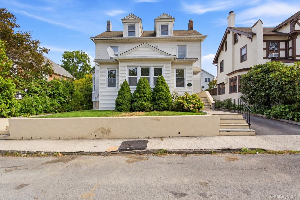10 Lattin Drive, Yonkers, NY 10705 — exterior