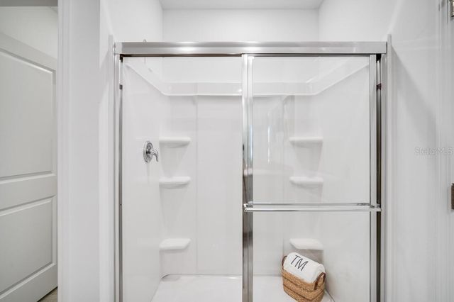 200 STREAMWATER WAY, Groveland, FL 34736