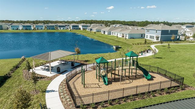 200 STREAMWATER WAY, Groveland, FL 34736