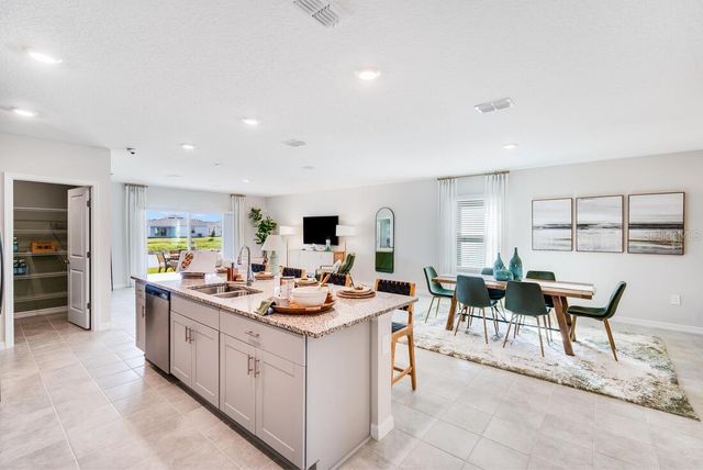 200 STREAMWATER WAY, Groveland, FL 34736