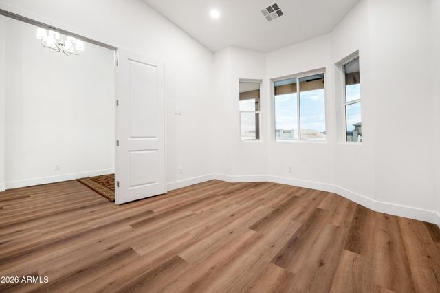 1912 W BROOKE Lane W, San Tan Valley, AZ 85144