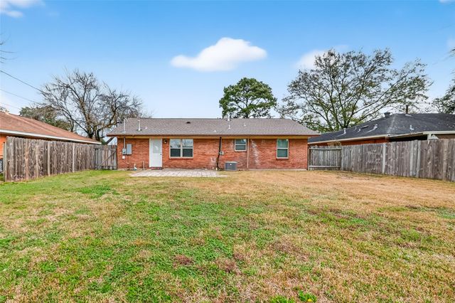 3613 Truxton Drive, Pasadena, TX 77503