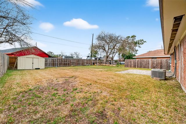 3613 Truxton Drive, Pasadena, TX 77503