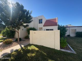 7839 E ROVEY Avenue, Scottsdale, AZ 85250