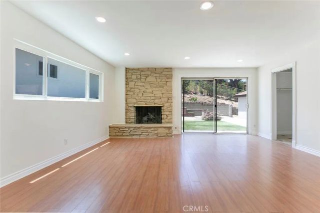 10347 Newhome Avenue, Sunland, CA 91040