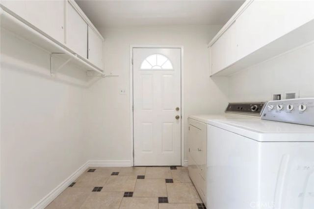 10347 Newhome Avenue, Sunland, CA 91040