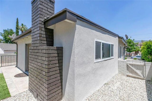 10347 Newhome Avenue, Sunland, CA 91040