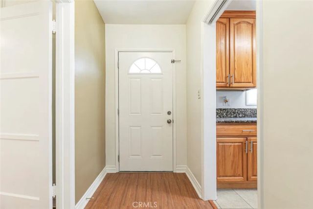 10347 Newhome Avenue, Sunland, CA 91040
