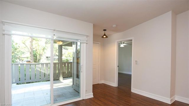 1046 Oak Forest DR, Naples, FL 34104