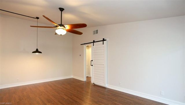 1046 Oak Forest DR, Naples, FL 34104