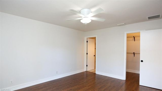 1046 Oak Forest DR, Naples, FL 34104