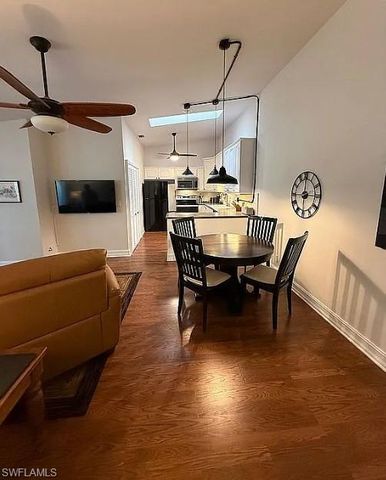 1046 Oak Forest DR, Naples, FL 34104