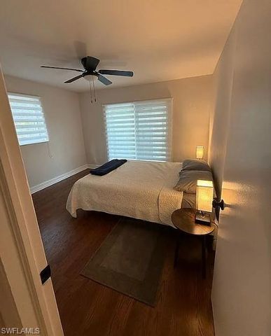 1046 Oak Forest DR, Naples, FL 34104